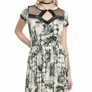 Hot Topic Alice in wonderland dress